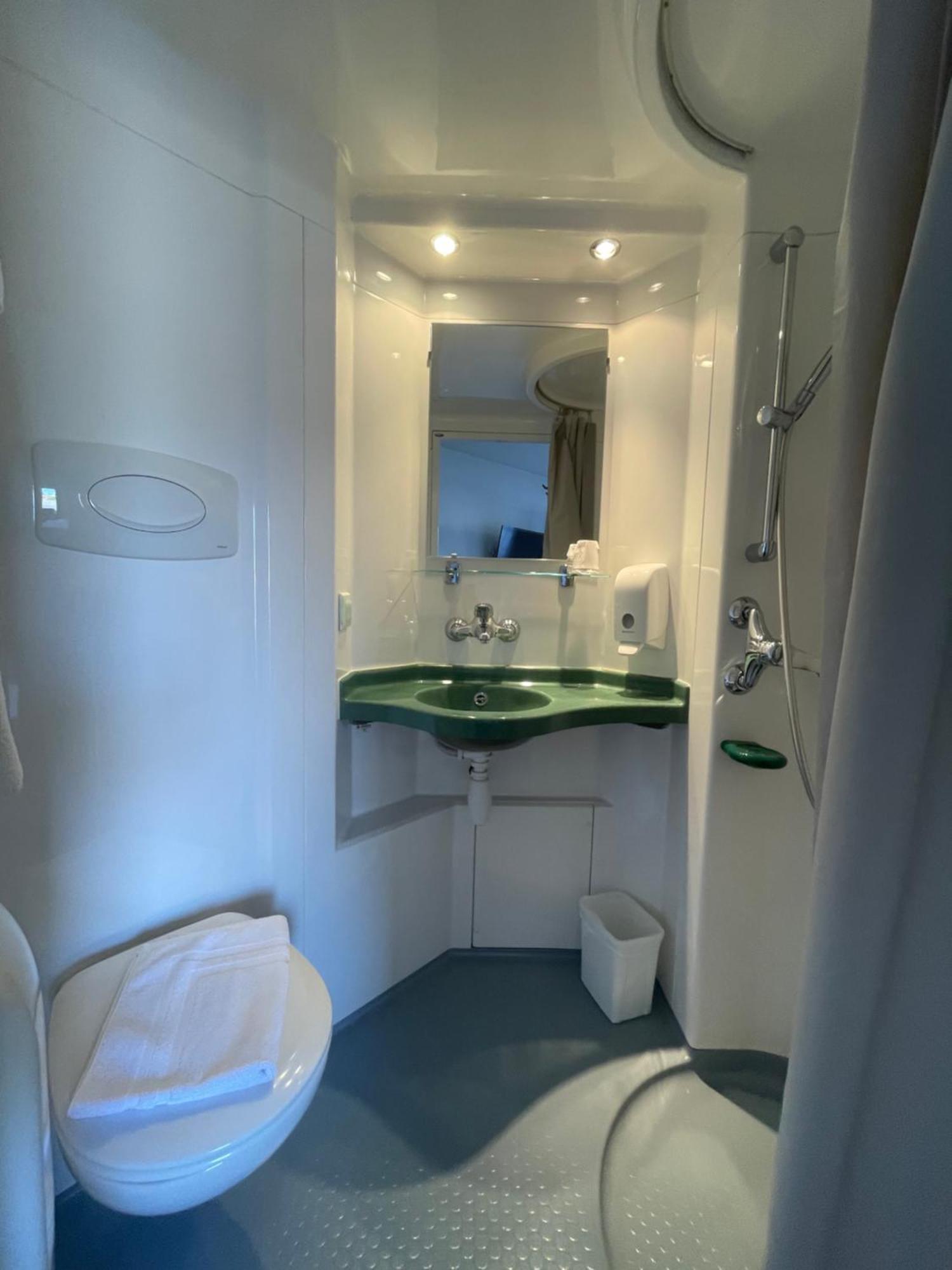 Brit Hotel Marvejols Cameră foto